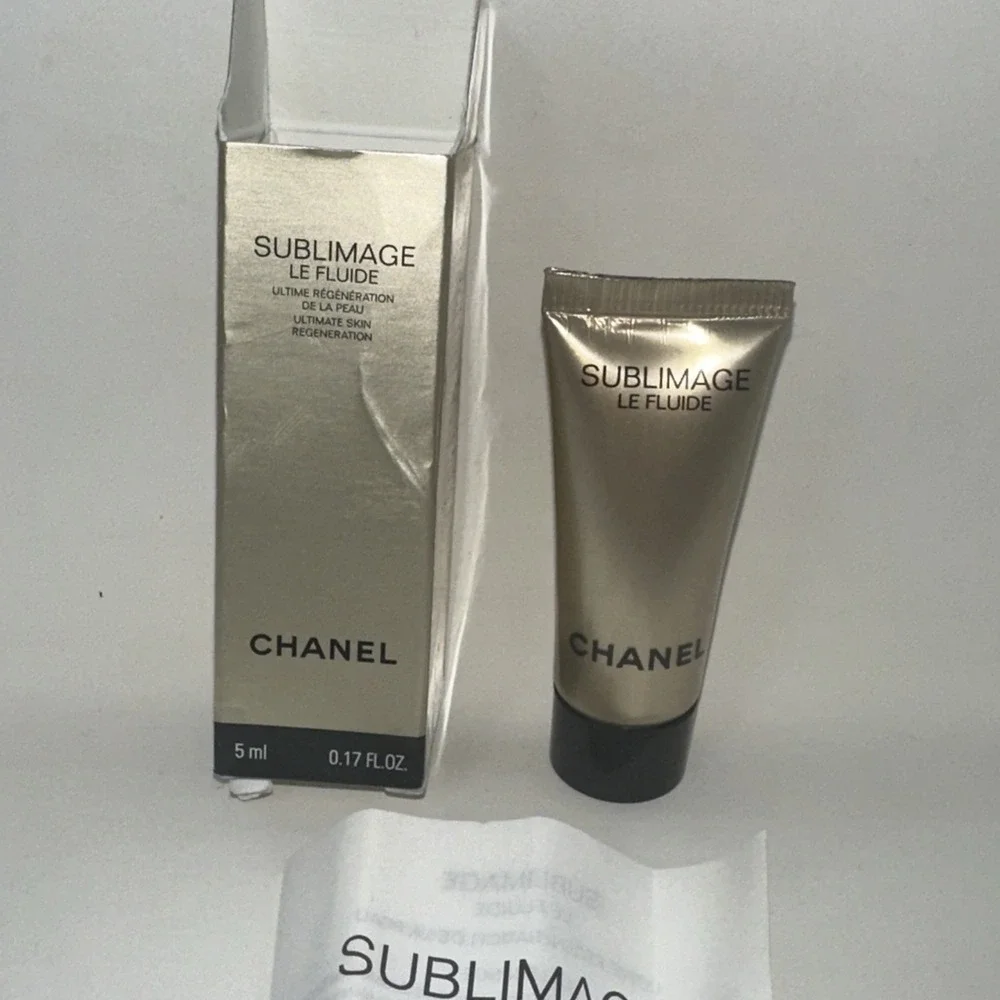 CHANEL Sublimage Le Fluide Soin Anti-Age Regeneration 5 ml .17 fl oz/ Luxury NIB